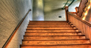 Escaliers en bois modernes – Ce que vous devez savoir avant de construire vos propres escaliers en bois Escalier en bois
