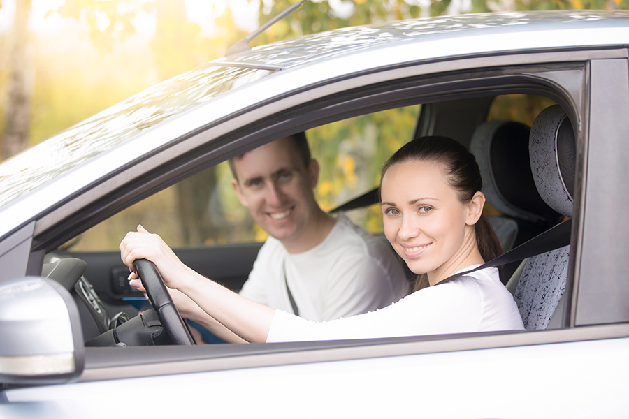 What To Expect For Your First In-Car Driving Lesson