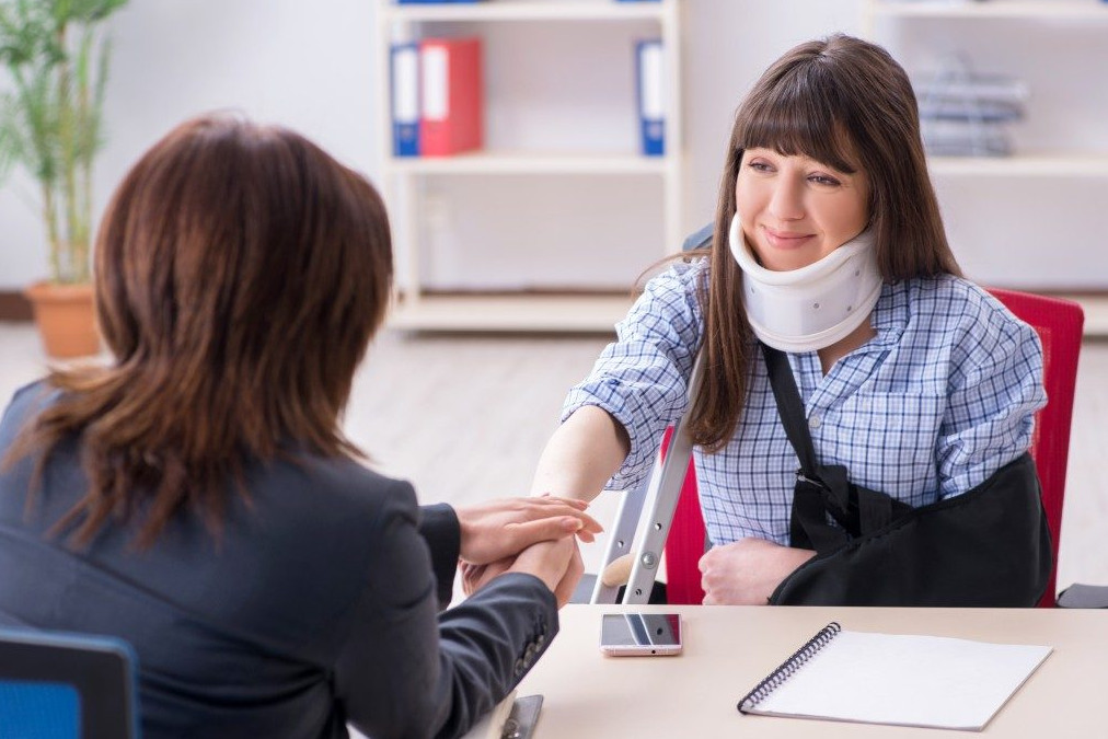 Get Assistance from a Personal Injury Lawyer for a Successful Claim